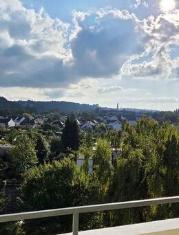 Erstbezug nach Renovierung: 2-Zimmer-Wohnung mit Balkon und toller Aussicht zentrumsnah in Landshut* - Landshut