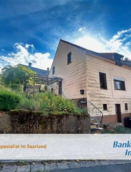 Charaktervolles Einfamilienhaus mit Potenzial - Doppelhaushälfte in Nohfelden-Wolfersweiler - Nohfelden