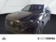 VW Touareg, 3.0 TDI R-Line, Jahr 2021 - Braunschweig