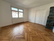 Erstbezug nach Sanierung! Große 4-Zimmerwohnung mit Dachterrasse in Neustadt! - Neustadt (Coburg)