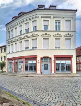 Zeitloses und modernisiertes Mehrfamilien- & Geschäftshaus mit 9x vermieteten Einheiten im Zentrum von Salzwedel - Salzwedel (Hansestadt)