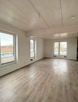 3-Raum Dachgeschoss-Wohnung mit Dachterrasse im Zentrum Von Bad Doberan - Bad Doberan