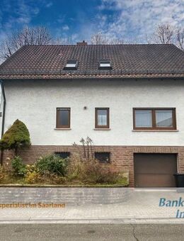 Vielfältiges Wohnhaus mit idealer Aufteilung in ruhiger Wohnlage von Elversberg - Spiesen-Elversberg