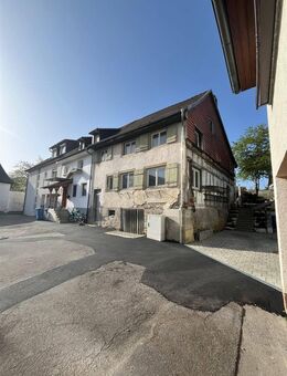Denkmalgeschützes Bauernhaus für Liebhaber mit Baugenehmigung - Konstanz