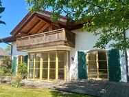 Herrlich ruhig gelegenes und großzügiges Landhaus: energieeffizient und bereit zum Einzug! - Uffing (Staffelsee)