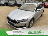 Skoda Octavia, Combi Selection Vorb VZE Digi elektr Heckkl vo hi LichtAssist SpurAssist Connect Sunset 4xEFH Ladeboden beheiz Frontscheibe Armlehne Metallic, Jahr 2022 - Beilngries