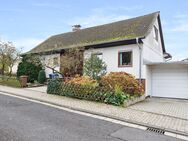 Ihr Traumhaus mit Potenzial: Freistehendes Einfamilienhaus mit großem Garten - Hofheim (Taunus)