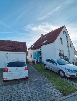 Wohnen wie im eigenen Haus - familienfreundliche Maisonette mit Garten und Garage - Frankenberg (Sachsen)