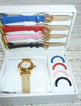 Kinderuhr mit Wechselarmbändern / -Gehäuse 6 € VB + Versand - Schwabach
