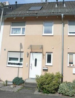 Nur 478.000 EUR!! Top gepflegtes, ausgezeichnetes Reihenhaus mit Einzelgarage in 76437 Rastatt - Rastatt