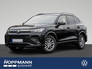 VW Tiguan, 1.5 eTSI R-Line Black IQ Light, Jahr 2025 - Herborn (Hessen)