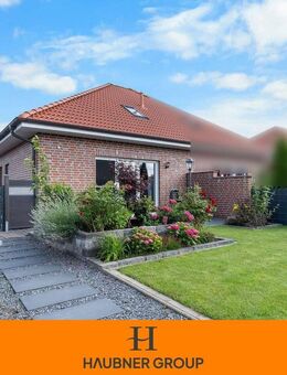 Energieeffizient wohnen unweit der Küste: Top-modernisierte Doppelhaushälfte - Norden