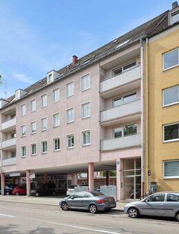 Charmante, ruhige 2,5-Zimmer-Wohnung mit zwei Balkonen in bester Lage - München