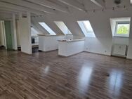 Modernisierte Dachgeschosswohnung - Gießen