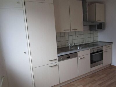 *Schöne, helle 3-Zimmer-Erdgeschosswohnung -nähe Juessee*