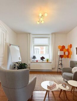 Schöne 3-Zimmer Altbauwohnung in Itzehoe - auch als Praxis oder Büro nutzbar - Itzehoe