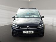 VW Touran, 1.5 l TSI Comfortline OPF, Jahr 2022 - Weißenfels