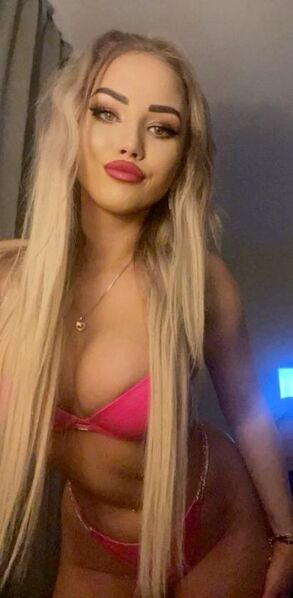 Rosenheim🔥 Geiler Sex 🍑 Geiler Service mit LAURA 💦 Mega-Figur! VIP