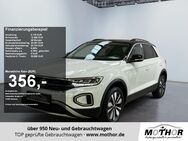 VW T-Roc, 1.5 TSI Move abnehmb, Jahr 2023 - Brandenburg (Havel)