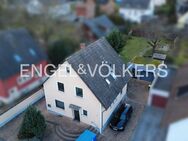 Gepflegtes Zweifamilienhaus mit großem Garten - Harxheim