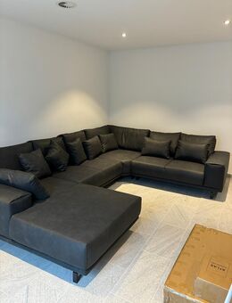 Wohnzimmercouch in Lederoptik - Waiblingen