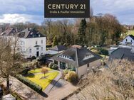 Stattlich. Stilvoll. Selten! Walmdach-Winkelbungalow in Bestlage von Issum - Issum