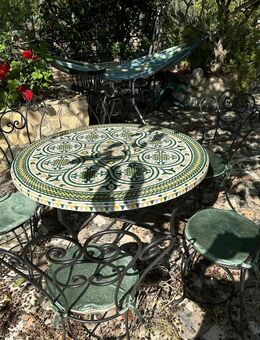 Gartentisch für innen und aussen - Zürich