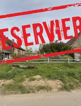 Möbliertes Einfamilienhaus in ruhiger Wohnlage mit großem Garten, Carport und Scheune - Zeitz