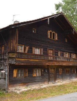 Denkmalgeschütztes Anwesen in idyllischer Lage am Stadtrand mit 6.535 m2 Grundstücksfläche - Pfarrkirchen