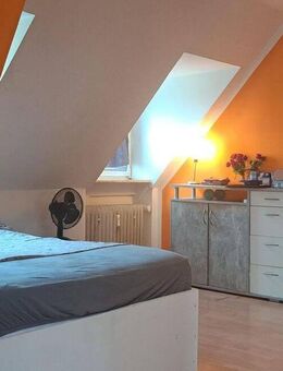 1 Zimmer- Kapitalanlage mit stabilem Mietertrag und Außenstellplatz - Regensburg