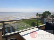 Rarität: Attraktive Wohnung mit Balkon, Panorama-Meerblick, Aufzug + Strand direkt vor der Tür! - Wyk (Föhr)