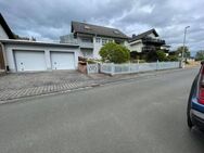 Modernes Einfamilienhaus mit Einliegerwohnung in traumhafter Blicklage mit Doppelgarage - Eisighofen