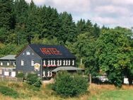 GROßES, SOLIDES & GERÄUMIGES MEHRFAMILIENHAUS - VOLL AUSGESTATTET. - Neuhaus (Rennweg)