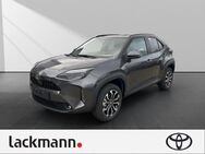 Toyota Yaris Cross, 1.5 Hybrid Team D Winterpaket, Jahr 2024 - Wuppertal