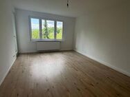 Viel Platz - Geräumiges Apartment im Souterrain *Werdohl-Bausenberg* - Werdohl