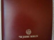 "750 Jahre Berlin" Briefmarken Jubiläums Collection in Ordnern 62 Seiten (628) - Hamburg