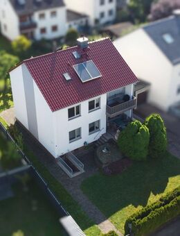 Charmantes Ein- bis Zweifamilienhaus mit weitläufigem Garten in Obertshausen - Obertshausen