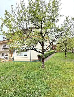 Große Hauptwohnung mit zusätzlicher Einliegerwohnung und Garten - Lörrach