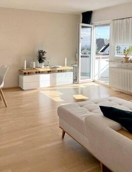 KAPITALANLAGE - Charmante 3-Zimmer-Wohnung mit großem Süd-Balkon und Gartenmitbenutzung - Kronberg (Taunus)