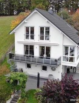 Hochwertiges Einfamilienhaus mit Panoramablick über das Sauerland für Paare oder kleine Familien - Meschede (Kreis- und Hochschulstadt)