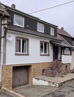 Vollvermietetes Zweifamilienhaus in Diemelstadt - Diemelstadt