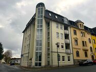 Modern geschnittene 1-Raum-Wohnung mit Loggia in Treuen! Vermietet, Aufzug! - Treuen