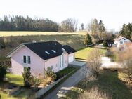 Gepflegtes Anwesen mit 2 Häusern und viel Grund im der Nähe von Mühldorf am Inn - Kraiburg (Inn)