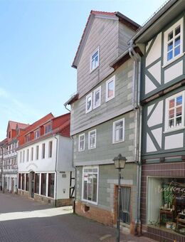 "Mehr als nur Fassade: Dieses Reihenendhaus überzeugt mit inneren Werten" - Hessisch Lichtenau