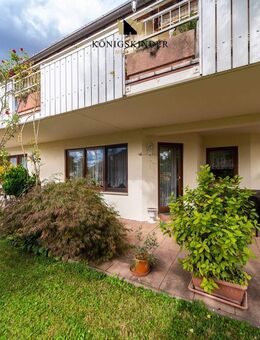 Großzügiges Wohnhaus mit zwei Einliegerwohnungen und Weitblick in guter Lage von Neckarwestheim - Neckarwestheim