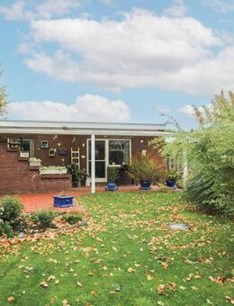 Exklusiver Bungalow mit herrlichem Weitblick und großzügigem Grundstück - Rhauderfehn