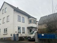 Einfamilienhaus mit Kamin, Sonnenterrasse, gr. Scheune, Doppelgarage, Tierbesitzer aufgepasst ! - Braunfels