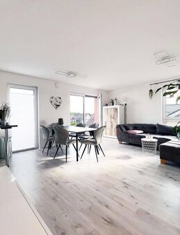 Geräumigkeit, Luxus, Licht: 4-Zimmer-Wohnung in Siegburg! Balkon, 2 Badezimmer, Aufzug & Erdwärme - Siegburg
