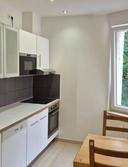 Frisch renovierte 2-Zimmer-Wohnung in St. Leonhard - Nürnberg