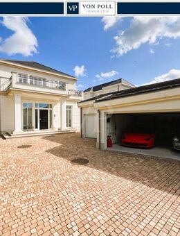 VON POLL - BAD HOMBURG: Energieeffiziente Villa mit Pool und 3 Garagen in einzigartiger Blicklage - Bad Homburg (Höhe)